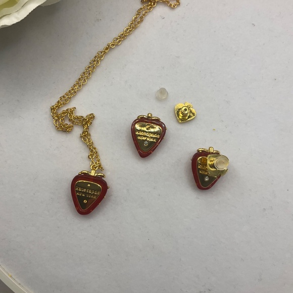 kate spade strawberry studs and necklace set - Picture 4 of 5